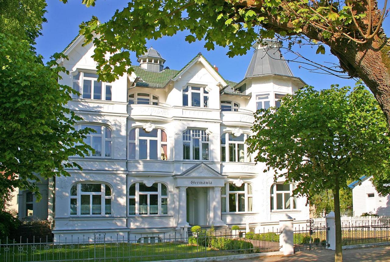 Villa Germania 15 ゼーバート・ヘリングスドルフ エクステリア 写真